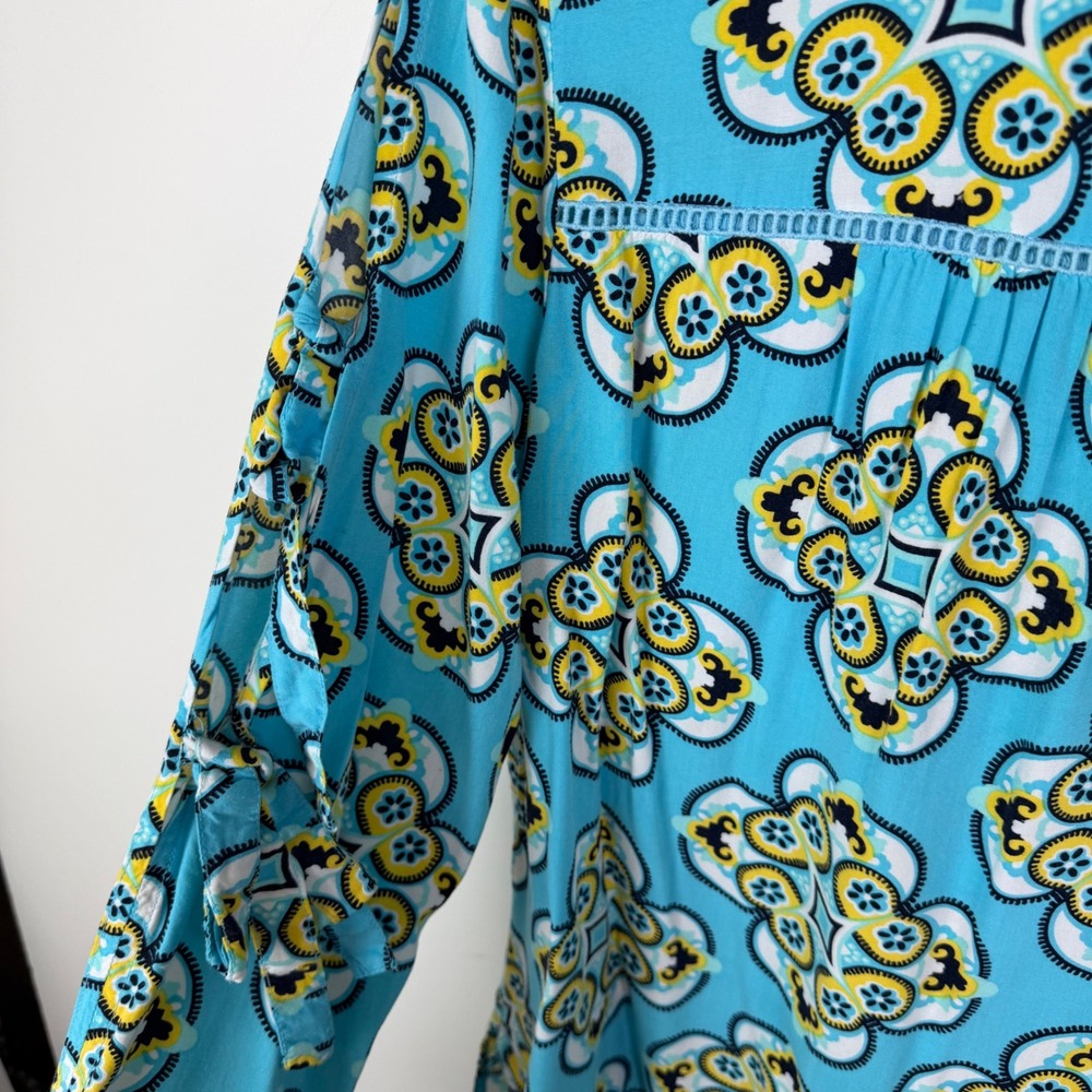 Crown & Ivy Floral Medallion Print Blouse Medium Blue Multi Peasant Boho Coastal - Picture 2 of 9
